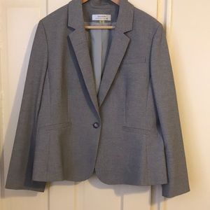 Tahari Skirt Suit Size 18